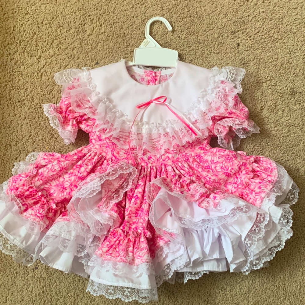 Lid’l Dolly’s pink dress